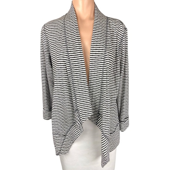 Chico's Zenergy Open Front Cardigan Ruana Size 2P (12-14) Black & White Stripe - Picture 1 of 5
